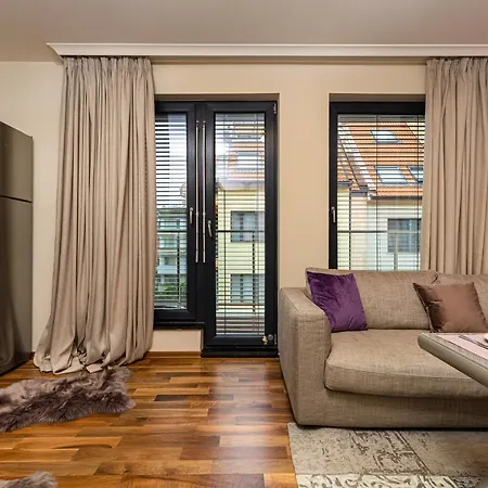 아파트 Stylish & Luxury 1bd With A Nice Terrace