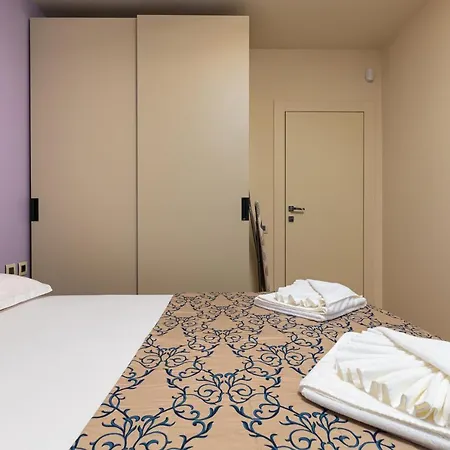 Apartment Stylish & Luxury 1bd With A Nice Terrace